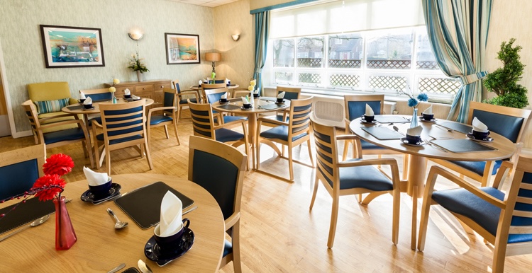 Bright spacious dining area at Sunnyside care home